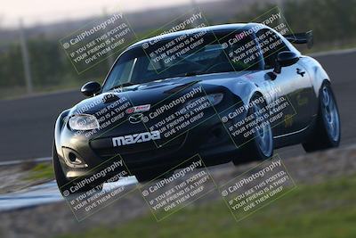 media/Jan-18-2026-CalClub SCCA (Sun) [[8bc6468723]]/Group 7 Race/Turn 1/